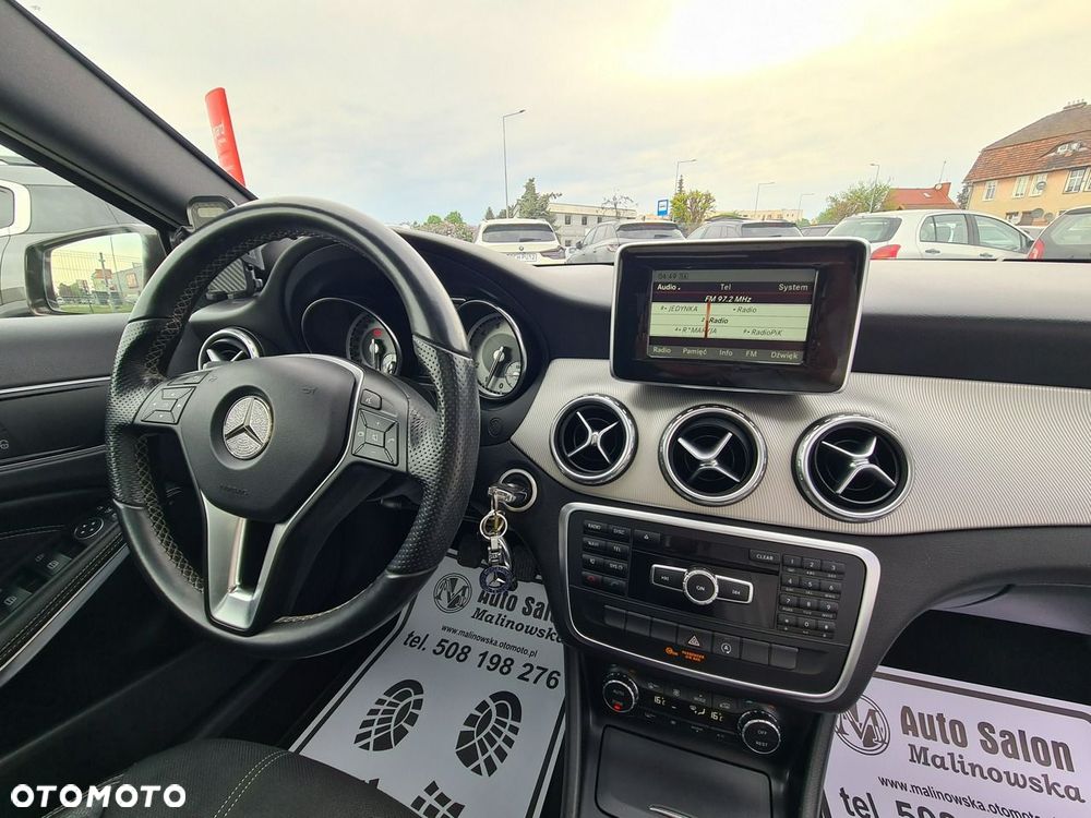 Mercedes-Benz GLA 200 Style - 26
