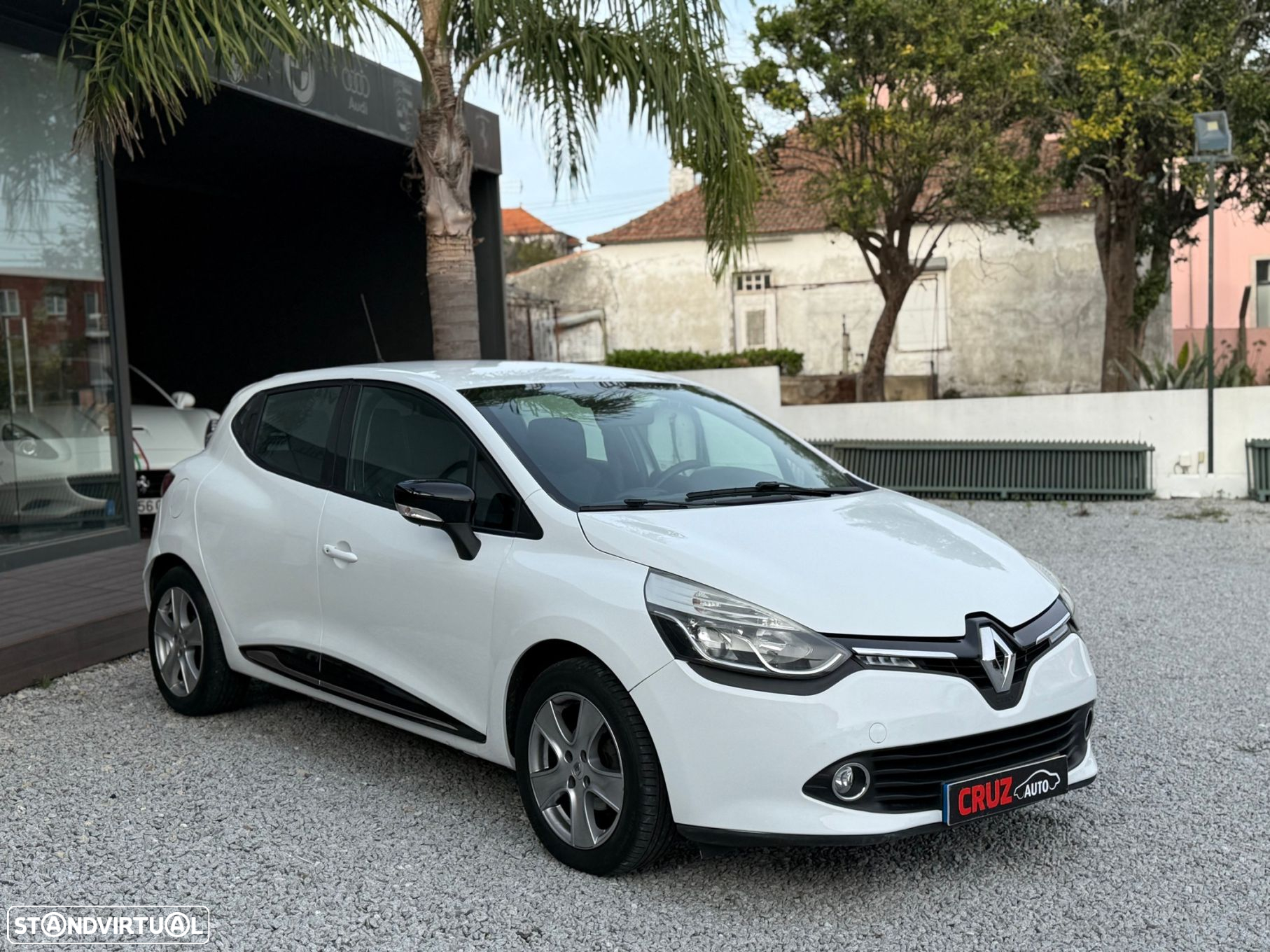 Renault Clio 1.5 dCi Limited - 17