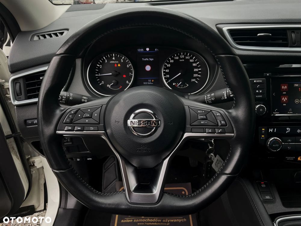 Nissan Qashqai 1.3 DIG-T N-Connecta EU6d - 23