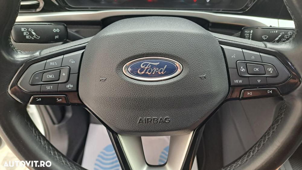 Ford Tourneo Connect 2.0L EcoBlue LWB Titanium - 28