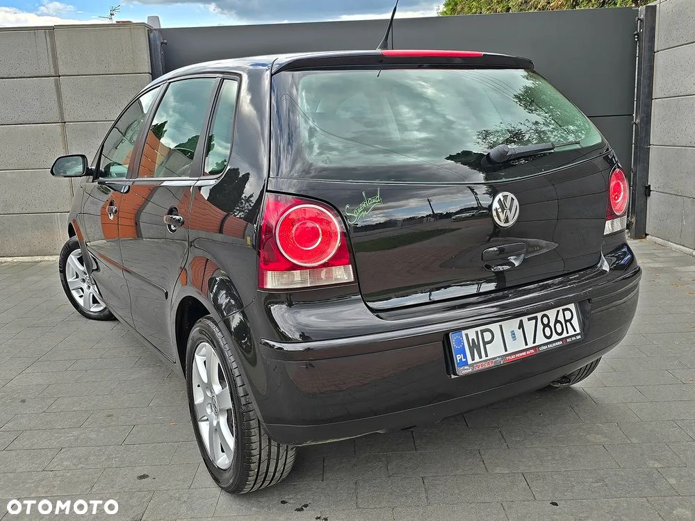 Volkswagen Polo 1.6 United - 10