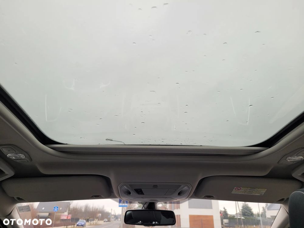 Ford C-MAX 1.6 TDCi Start-Stop-System Titanium - 23