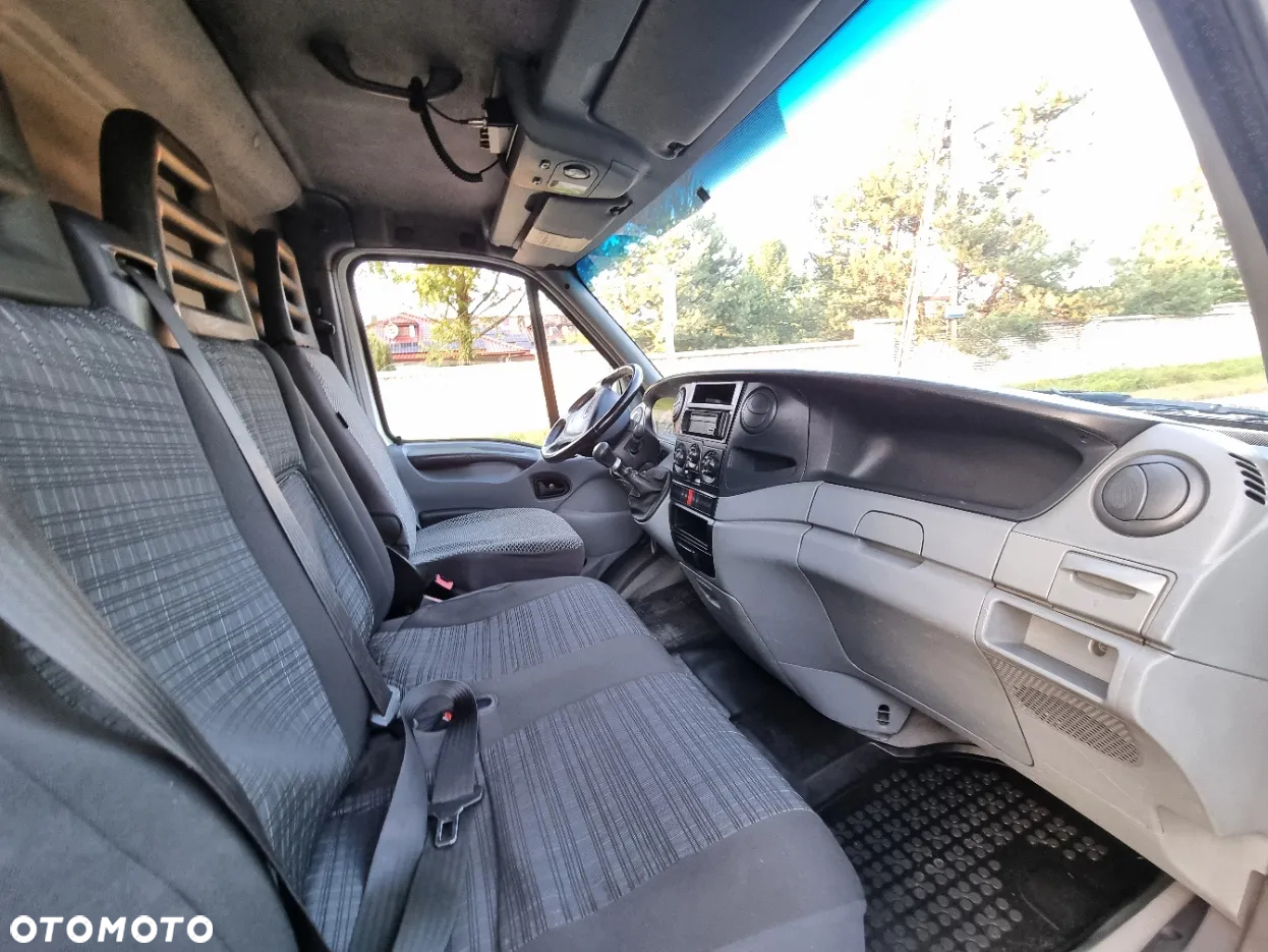 Iveco DAILY - 17