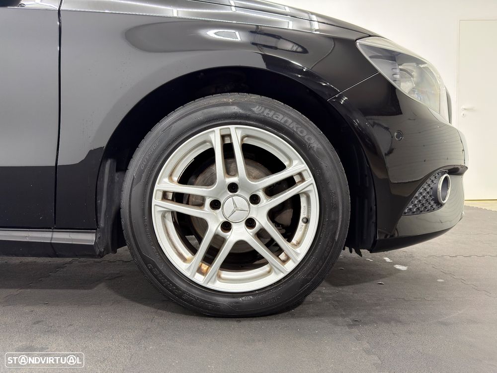 Mercedes-Benz A 180 d Urban - 33