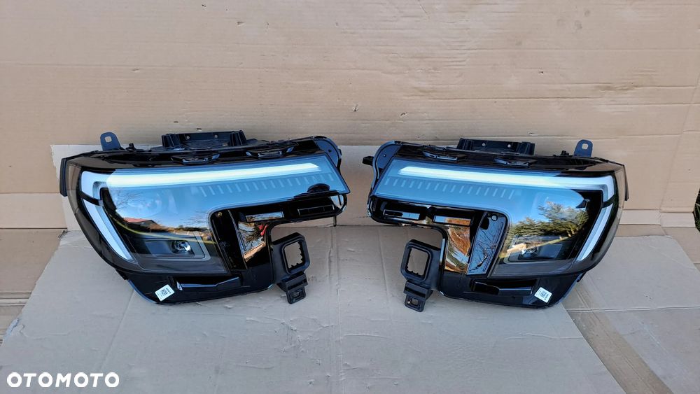 FORD EXPLORER EV 24- PRAWA LEWA LAMPA PRZEDNIA FULL LED R2KB-13E017-CG  R2KB-13E016-CG - 1