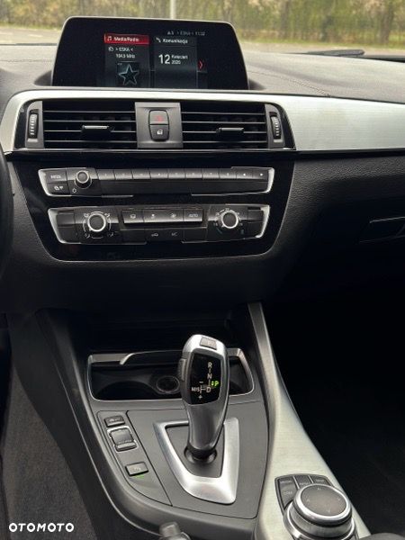 BMW Seria 1 118i Edition M Sport Shadow - 23