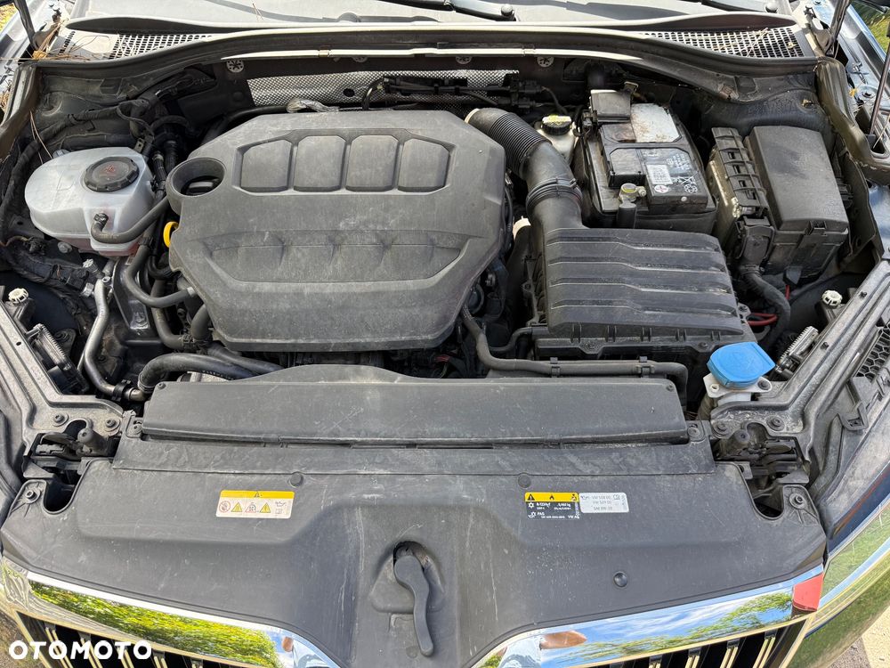 Skoda Superb 2.0 TSI Ambition DSG - 6