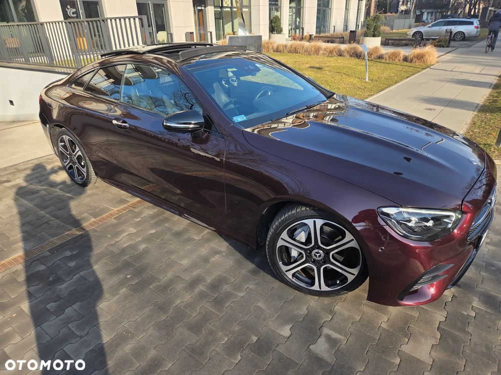 Mercedes-Benz Klasa E 200 4-Matic 9G-TRONIC - 17