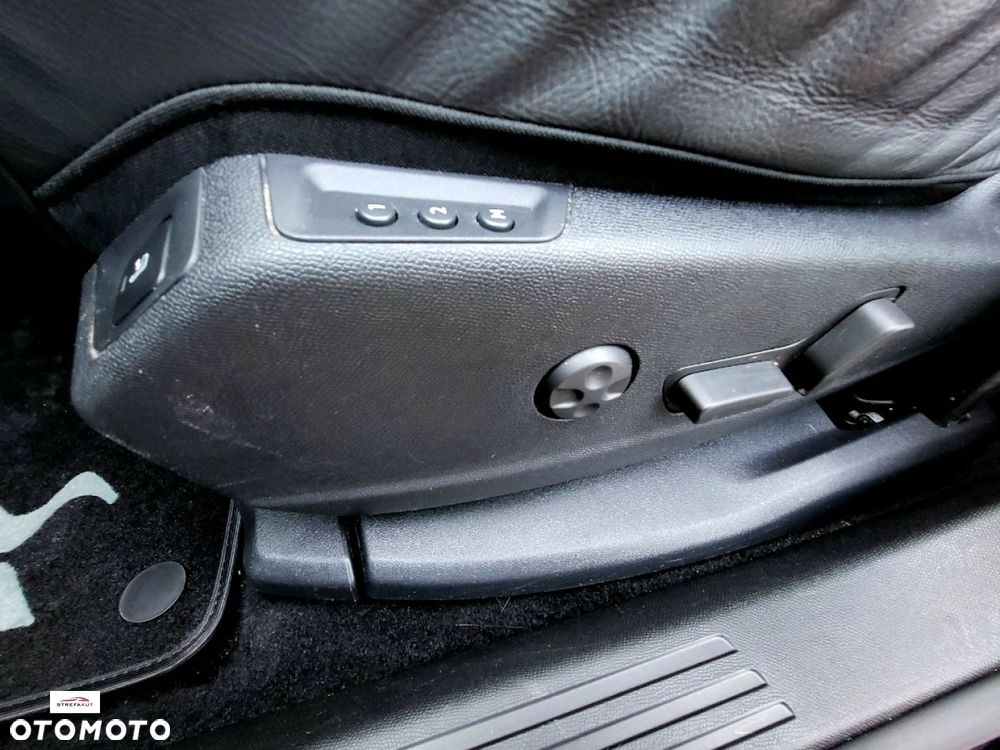 DS Automobiles DS 7 Crossback - 37