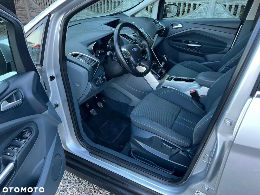 Ford C-MAX 2.0 TDCi Titanium - 27