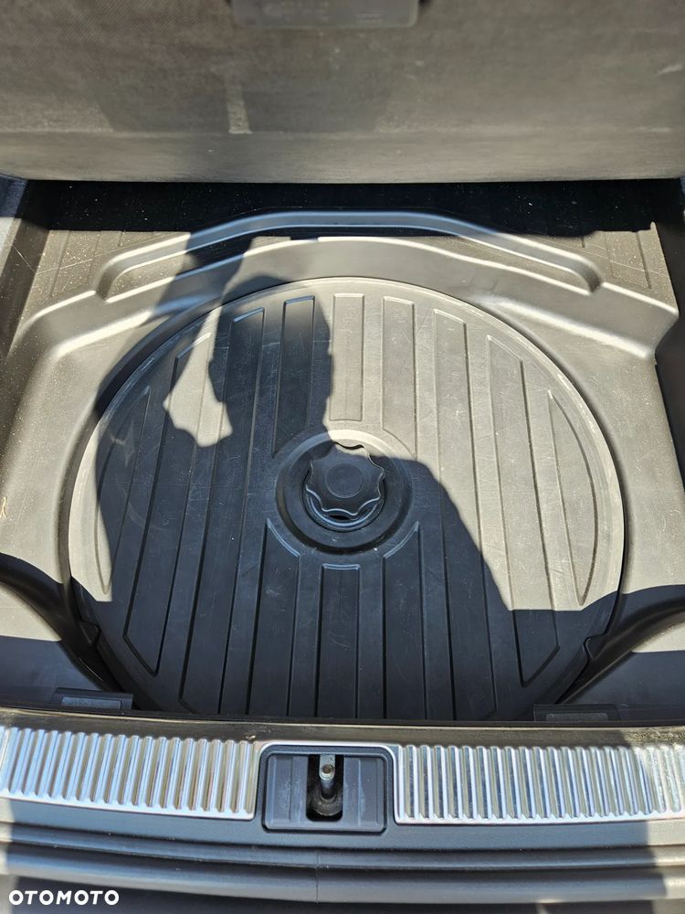 Audi A4 Avant 2.0 TDI DPF Quattro - 29