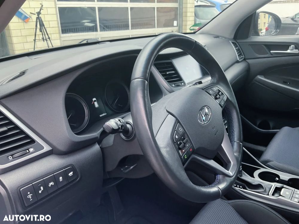 Hyundai Tucson 2.0 CRDI 4WD Automatik Style - 6