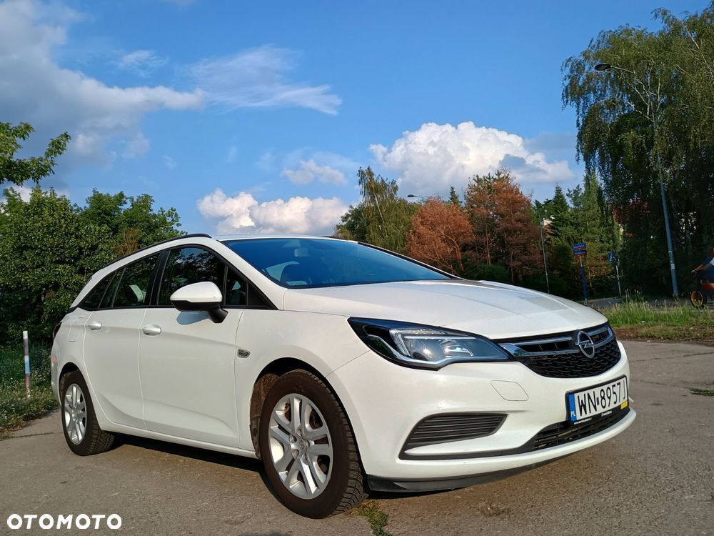 Opel Astra 1.4 T Enjoy - 1