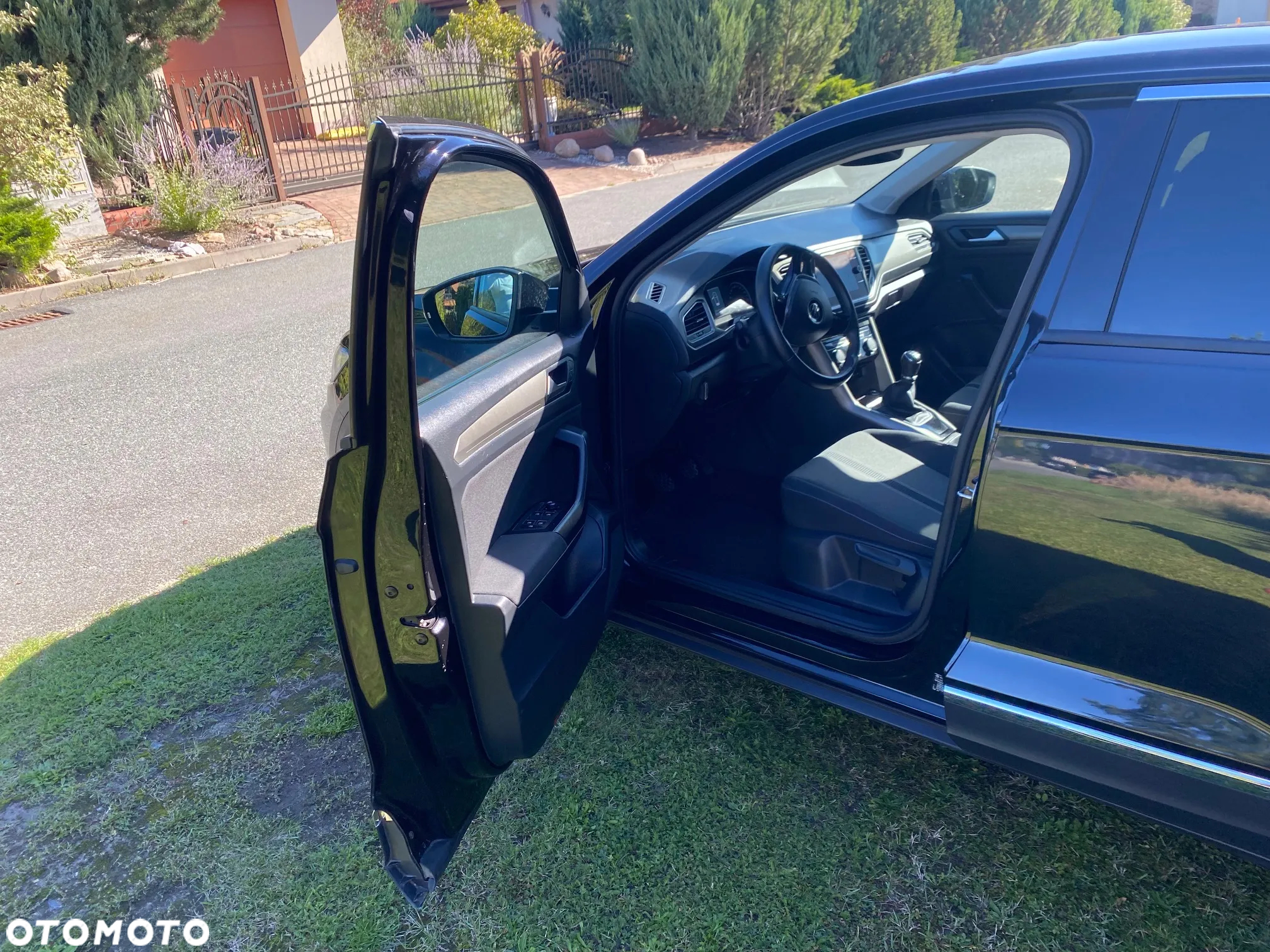 Volkswagen T-Roc 1.0 TSI Advance - 22