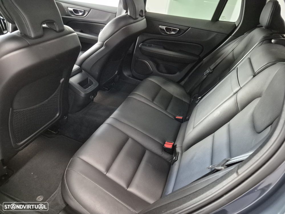 Volvo V60 2.0 B4 Inscription Geartronic - 18
