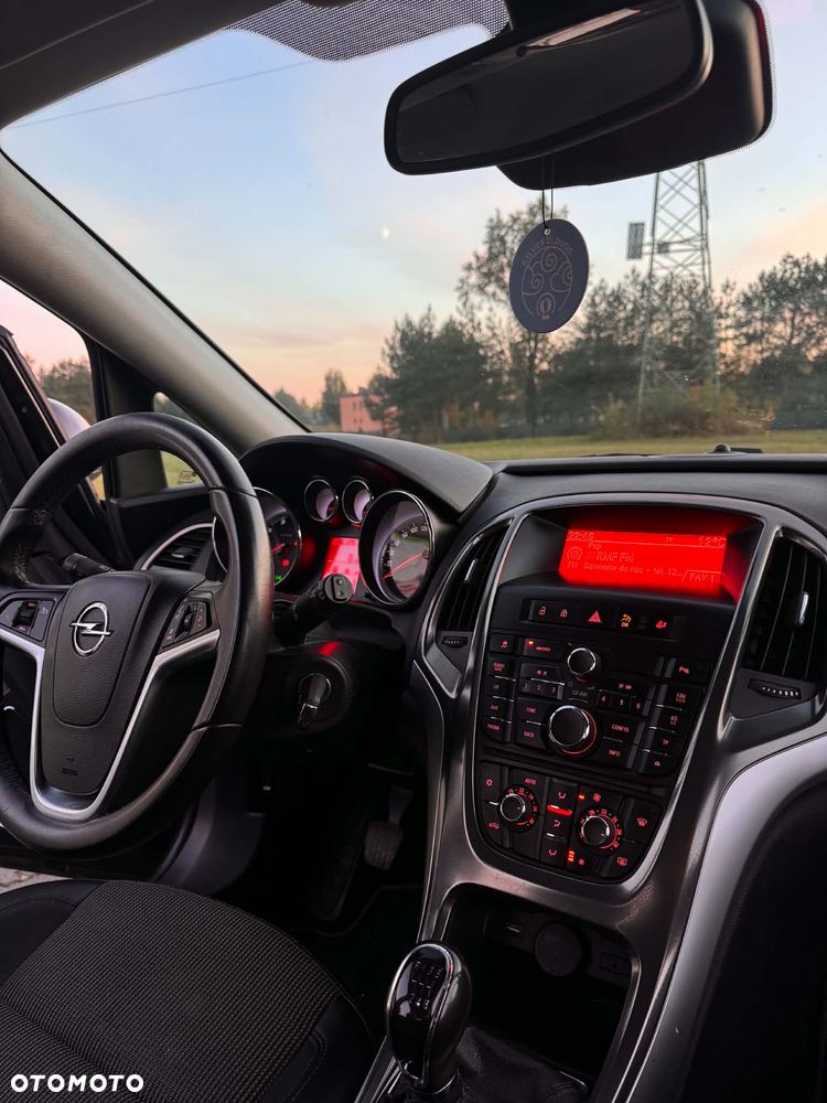 Opel Astra - 25