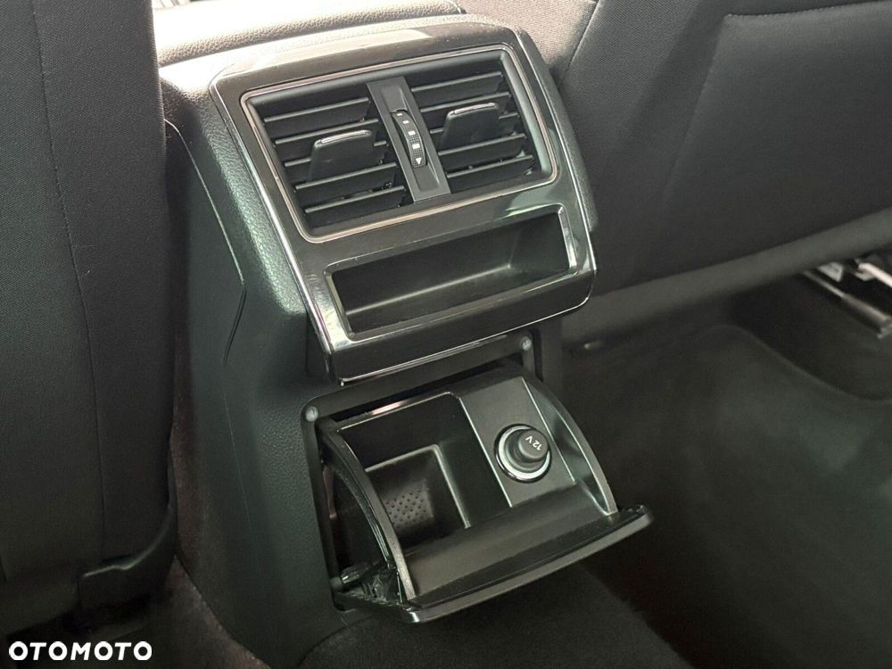 Skoda Superb 2.0 TSI Ambition DSG - 15
