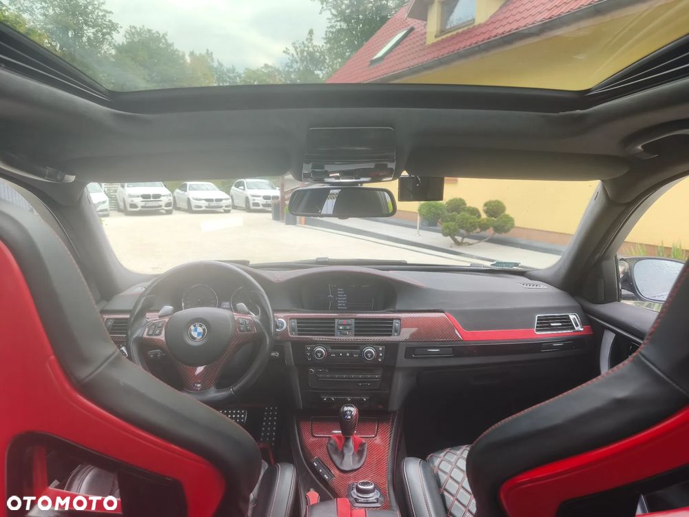 BMW Seria 3 325xi Touring - 25
