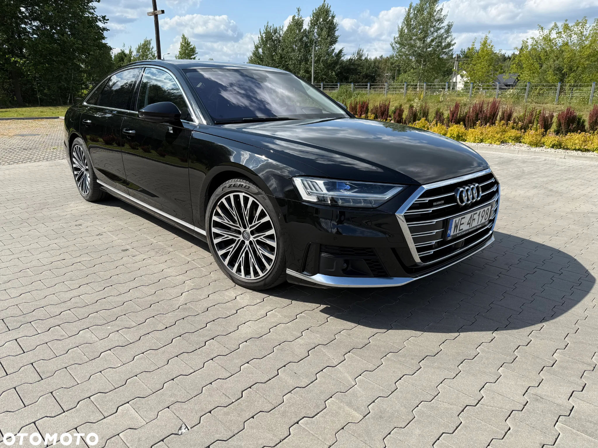 Audi A8 - 6