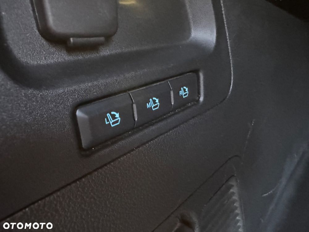 Ford S-Max 2.0 TDCi Titanium PowerShift - 23
