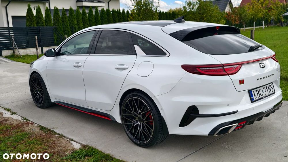 Kia ProCeed 1.6 T-GDI GT DCT - 6