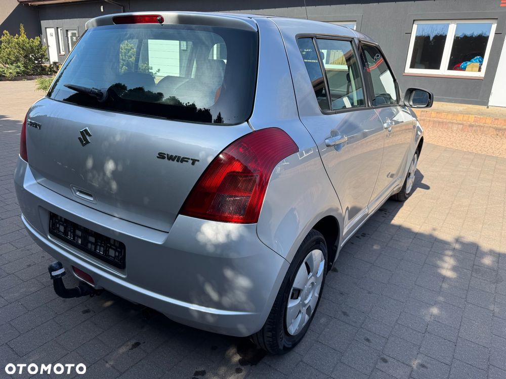 Suzuki Swift 1.3 Comfort dance - 15