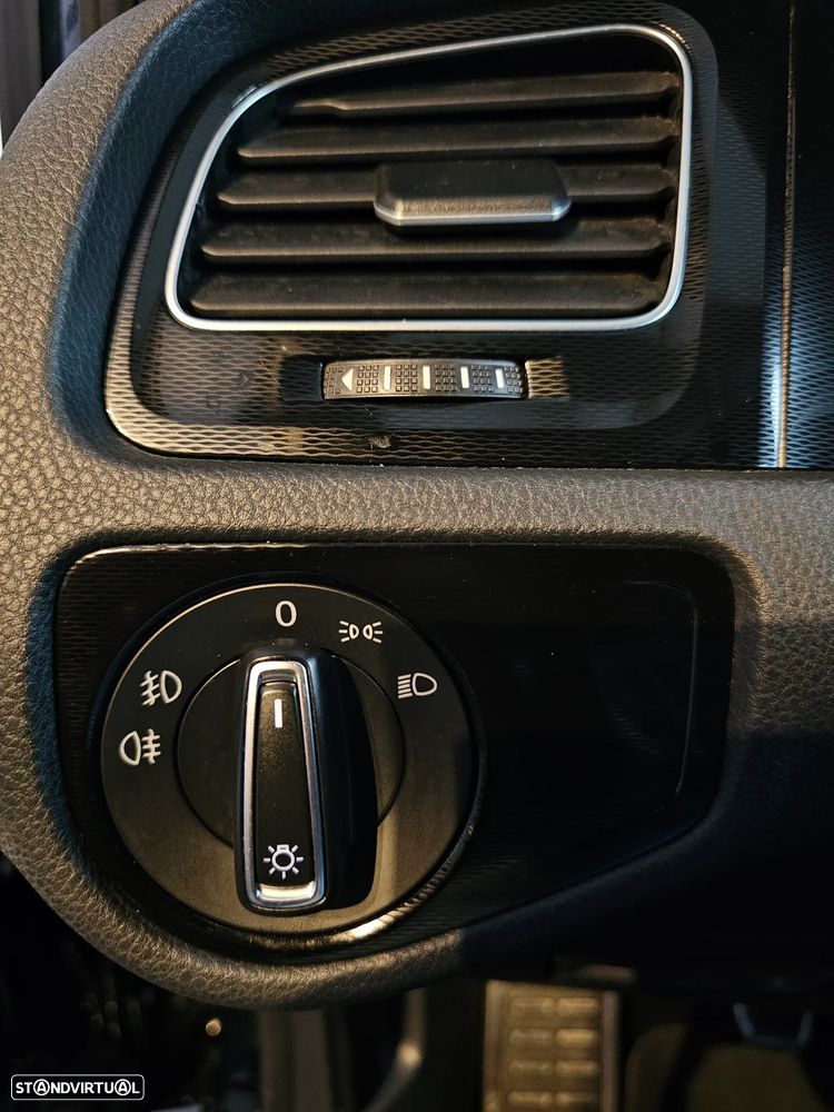 VW Golf GTI Performance BlueMotion - 24