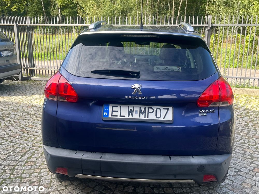 Peugeot 2008 1.6 e-HDi Allure S&S - 4