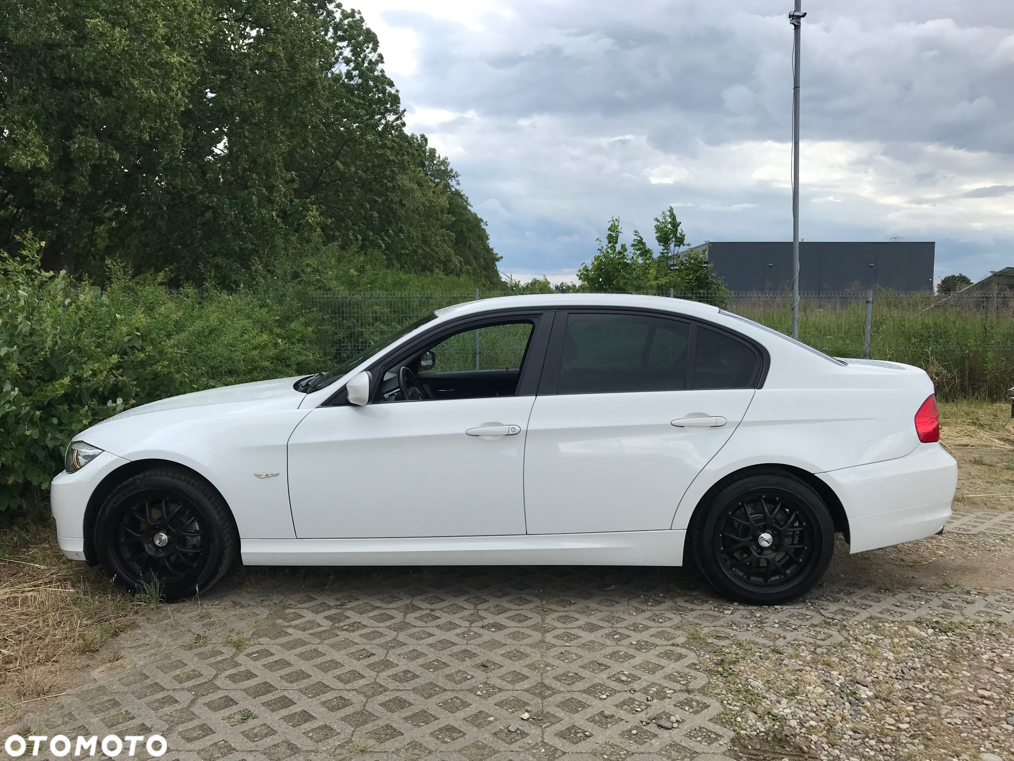 BMW Seria 3 318i - 8
