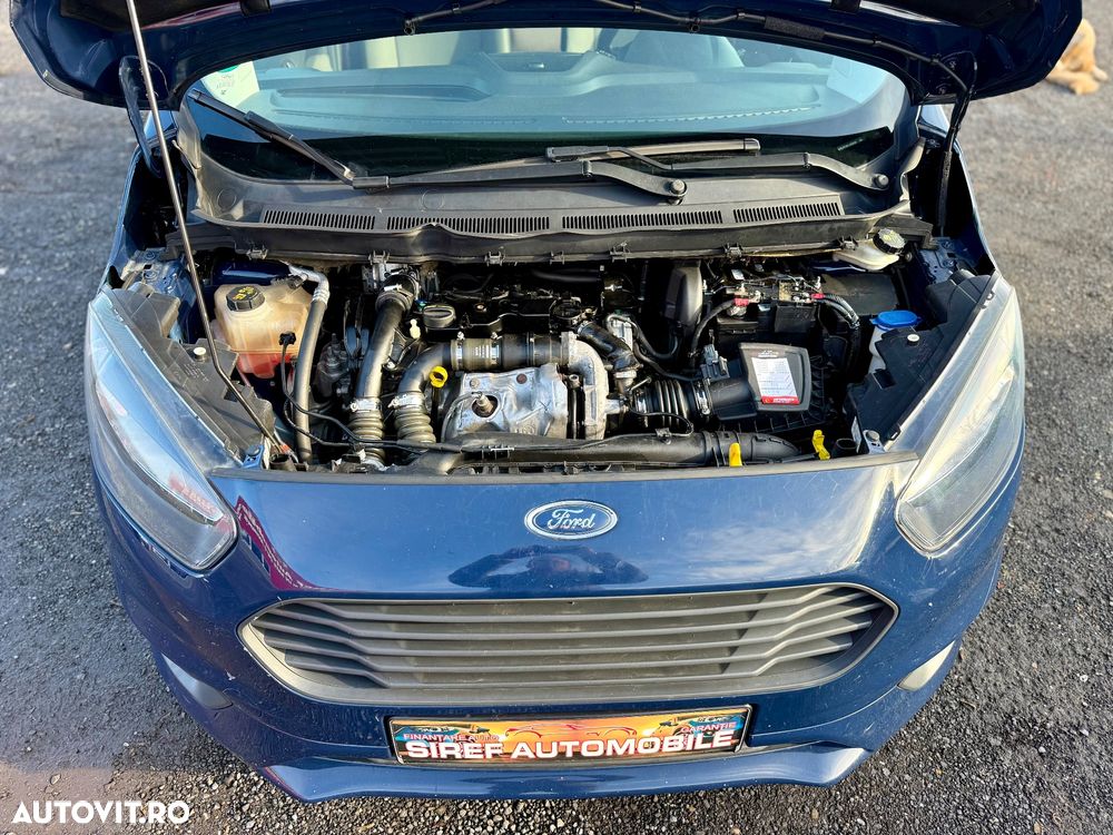 Ford Tourneo Courier 1.5 TDCi Ambiente - 11