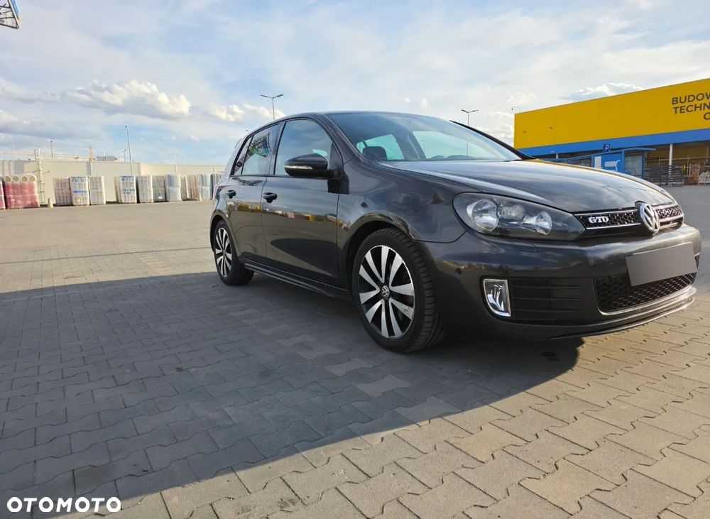 Volkswagen Golf 2.0 TDI GTD - 1