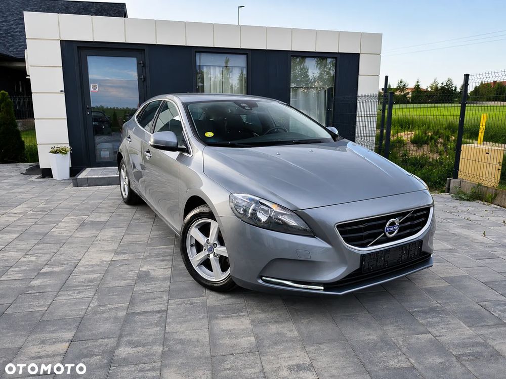 Volvo V40 D4 Drive-E Summum - 1