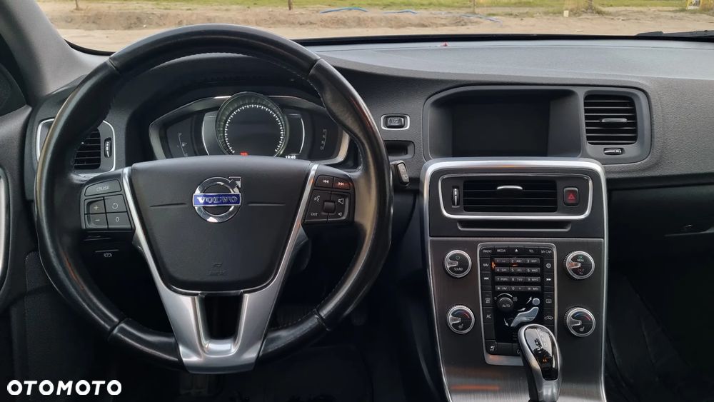 Volvo V60 T5 Geartronic - 18