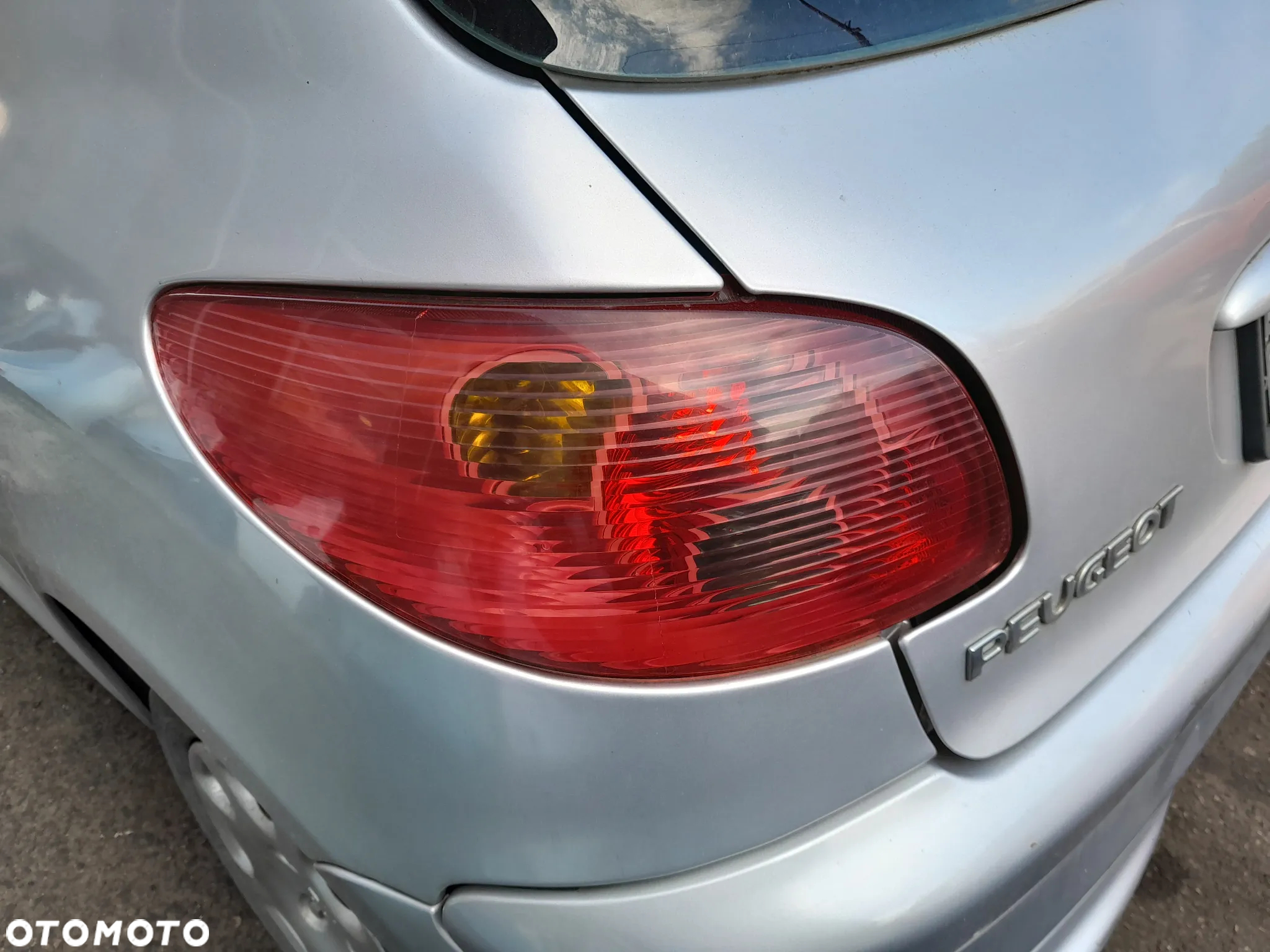 Lampa tylna lewa PEUGEOT 206 lift 03-09r. - 2