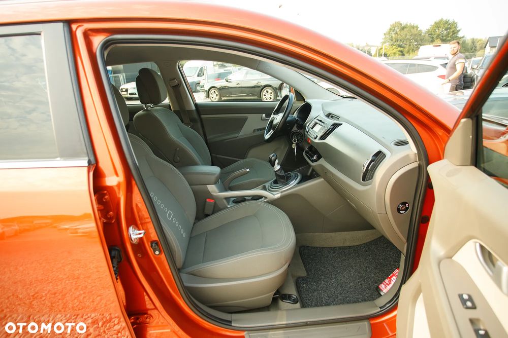 Kia Sportage 1.7 CRDI Business Line L 2WD - 29