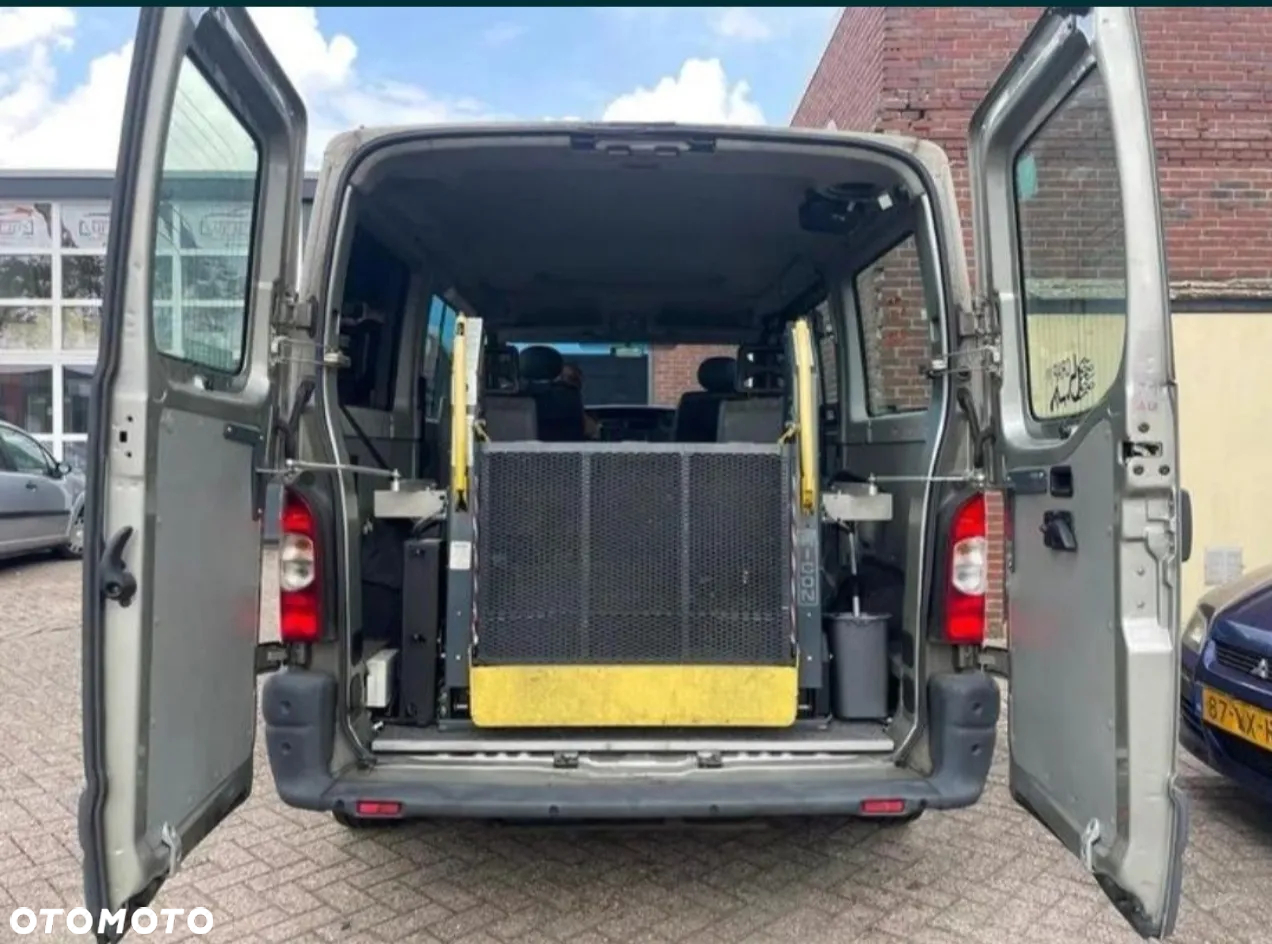 Renault Master 2.5 dCi 100 L1H1 - 2