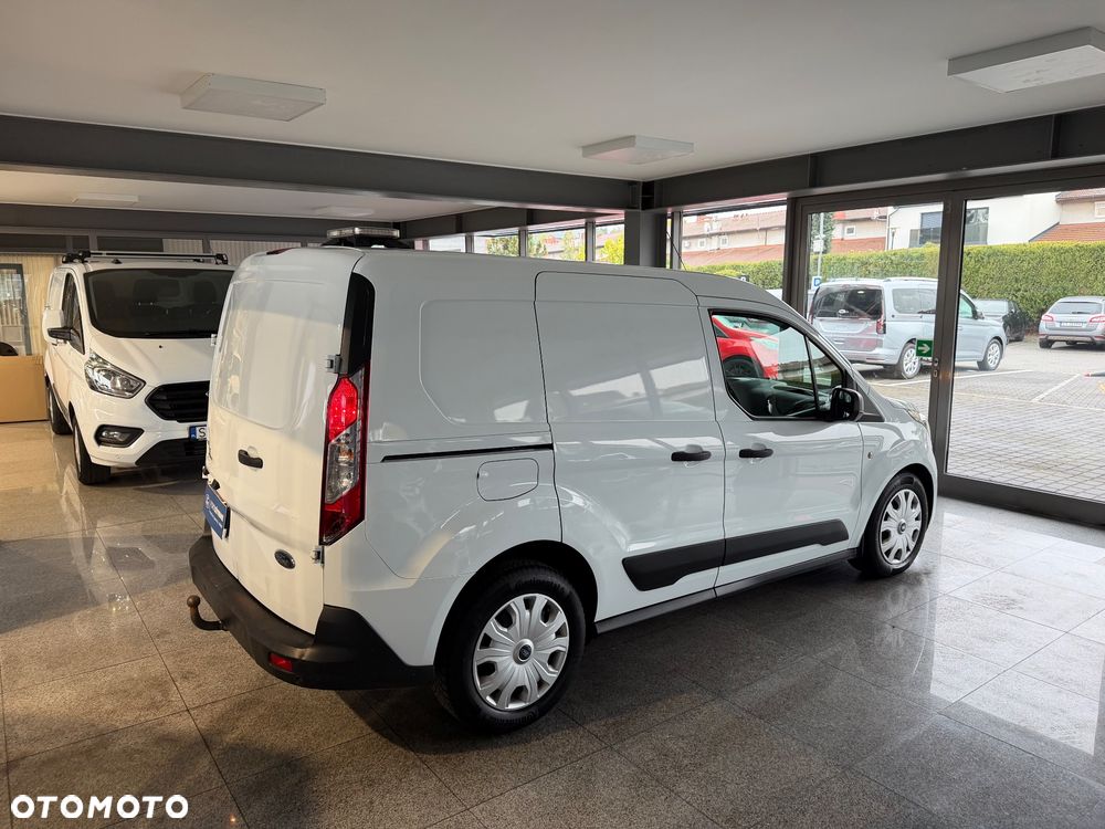 Ford Transit Connect - 15