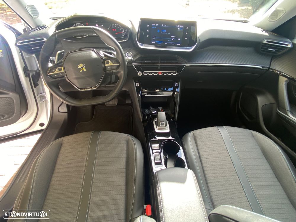 Peugeot 2008 - 9
