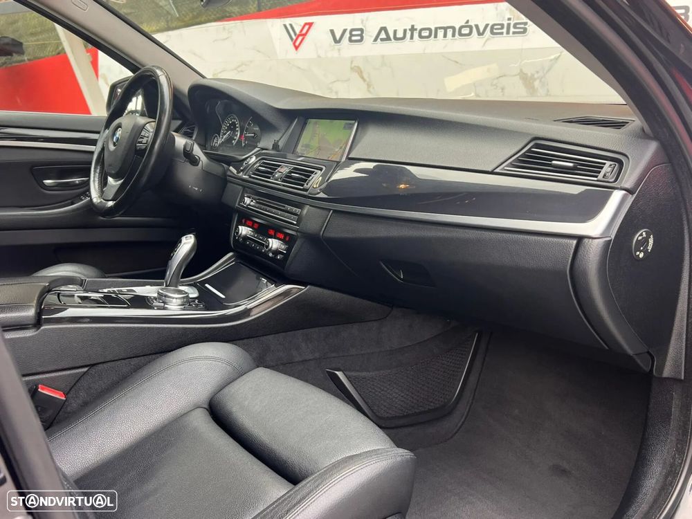 BMW 520 d Line Luxury Auto - 13