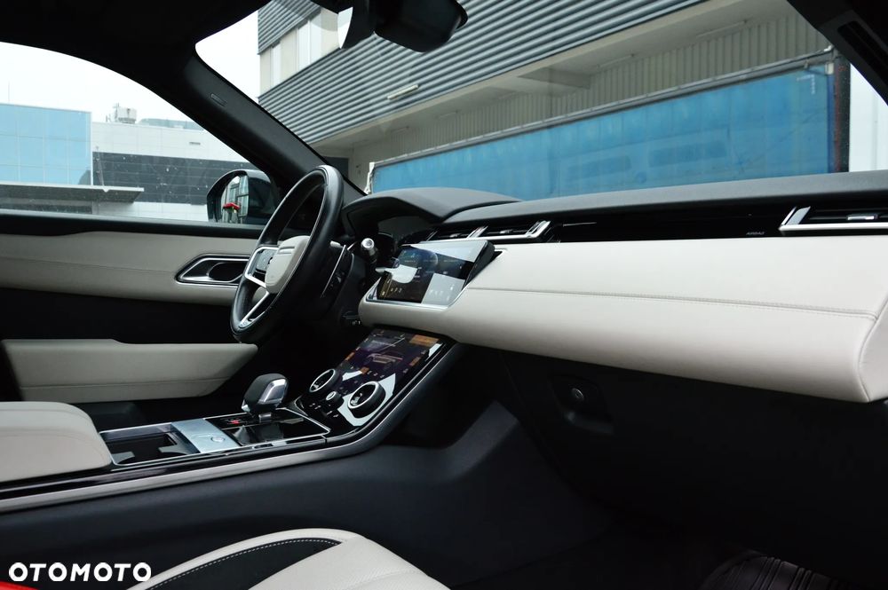 Land Rover Range Rover Velar 2.0 P250 R-Dynamic - 19