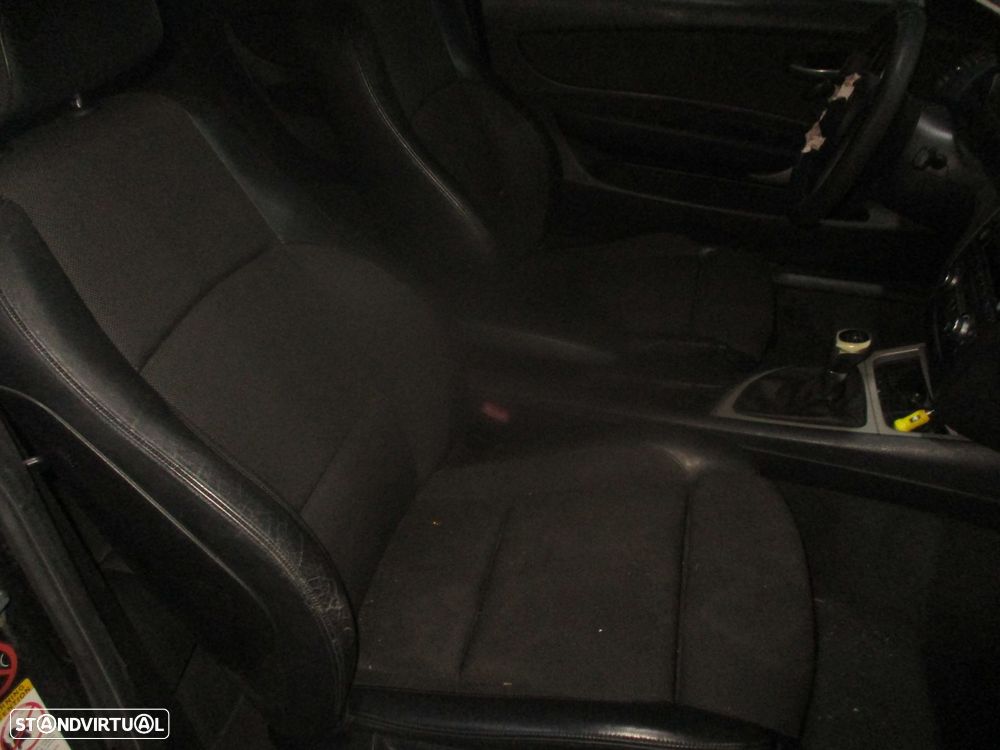 Carro MOT: N47D20A CXVEL: GS6 17BG - GS6 17DG BMW E81 2009 118D 136CV 3P PRETO DIESEL - 7