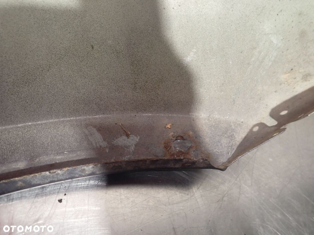 BŁOTNIK LEWY PRZEDNI BMW E90 325I 2.5 KOL:A22 - 9