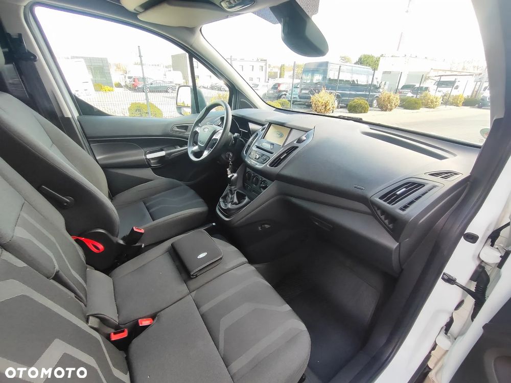Ford Transit Connect - 14