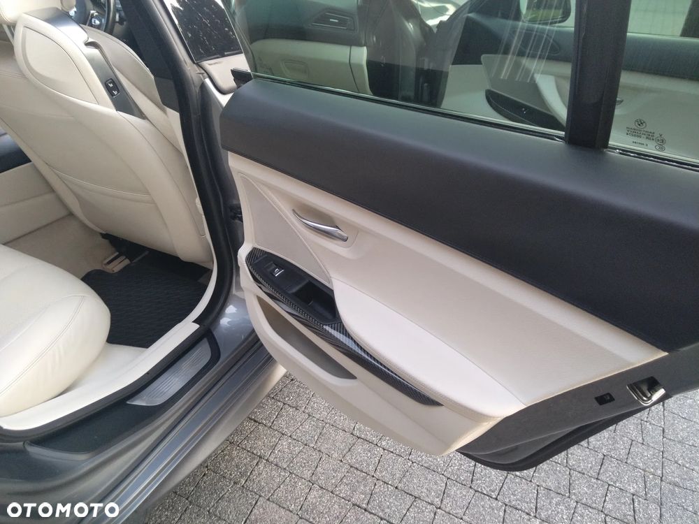 BMW Seria 6 650i xDrive - 17