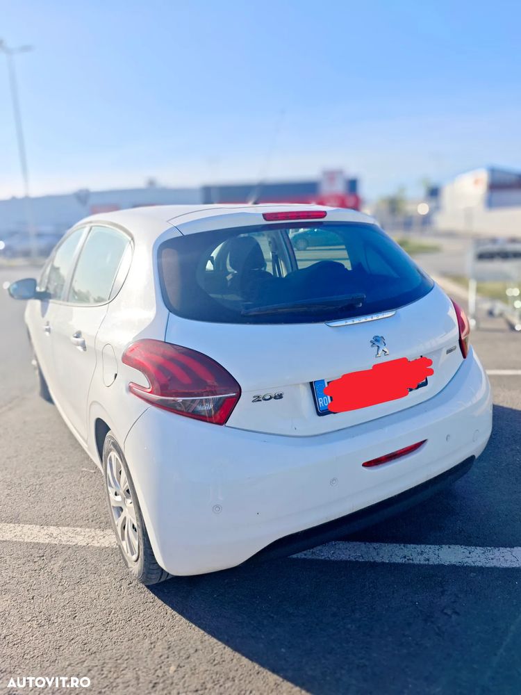 Peugeot 208 1.2 L PureTech Active - 6