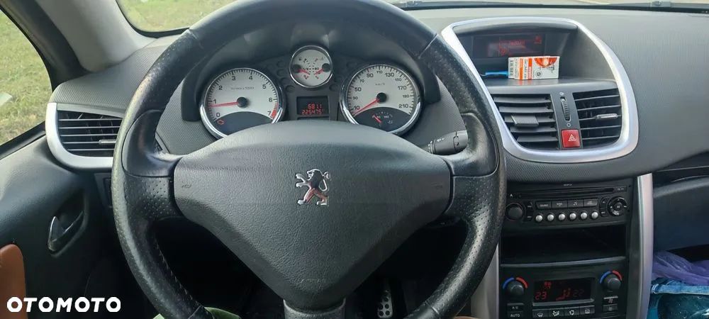 Peugeot 207 1.6 VTi Sporty - 2