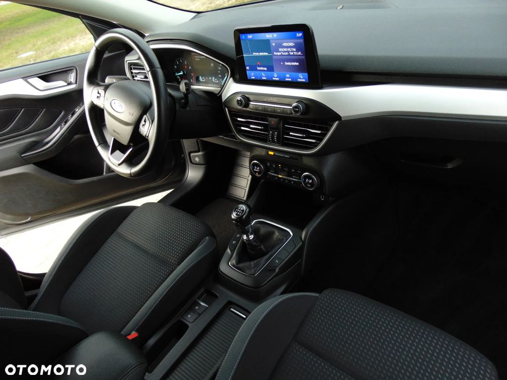 Ford Focus 1.0 EcoBoost Start-Stopp-System COOL&CONNECT DESIGN - 10