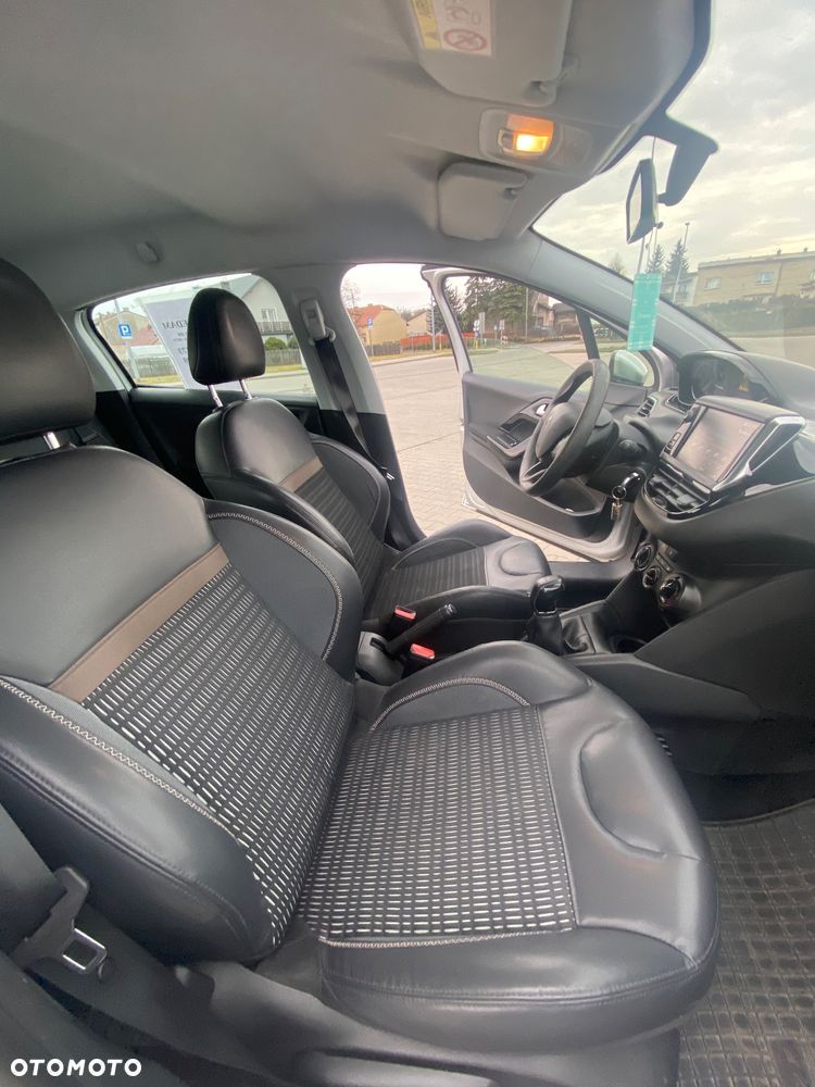 Peugeot 208 1.6 BlueHDi Active S&S - 12