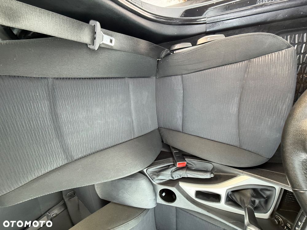 BMW X1 xDrive20d - 8