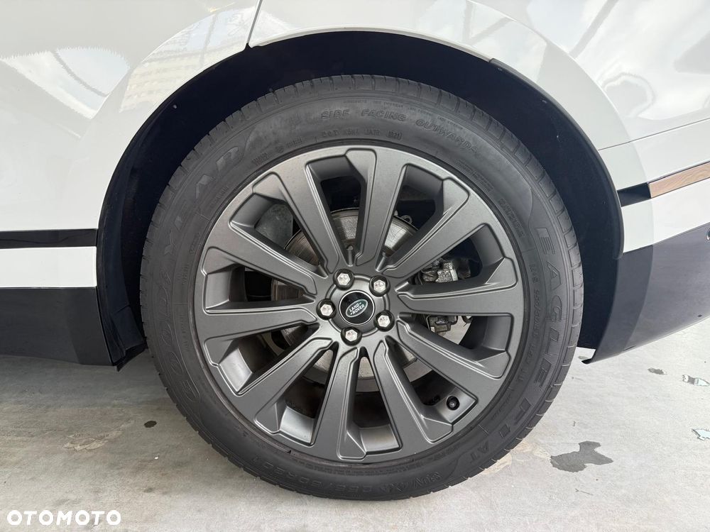 Land Rover Range Rover Velar 2.0 D200 mHEV R-Dynamic SE - 28